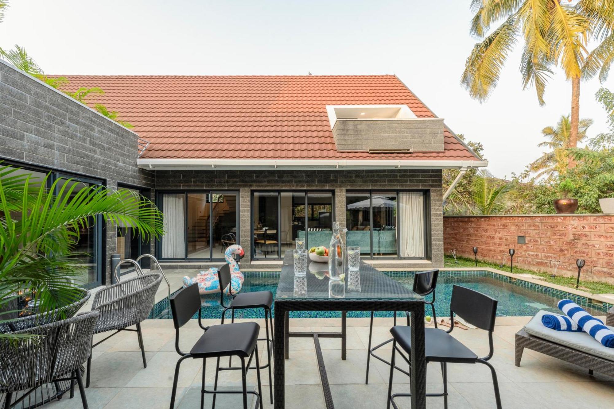 Villa City Chic Luxury With Private Pool Available As 3bhk And 6bhk